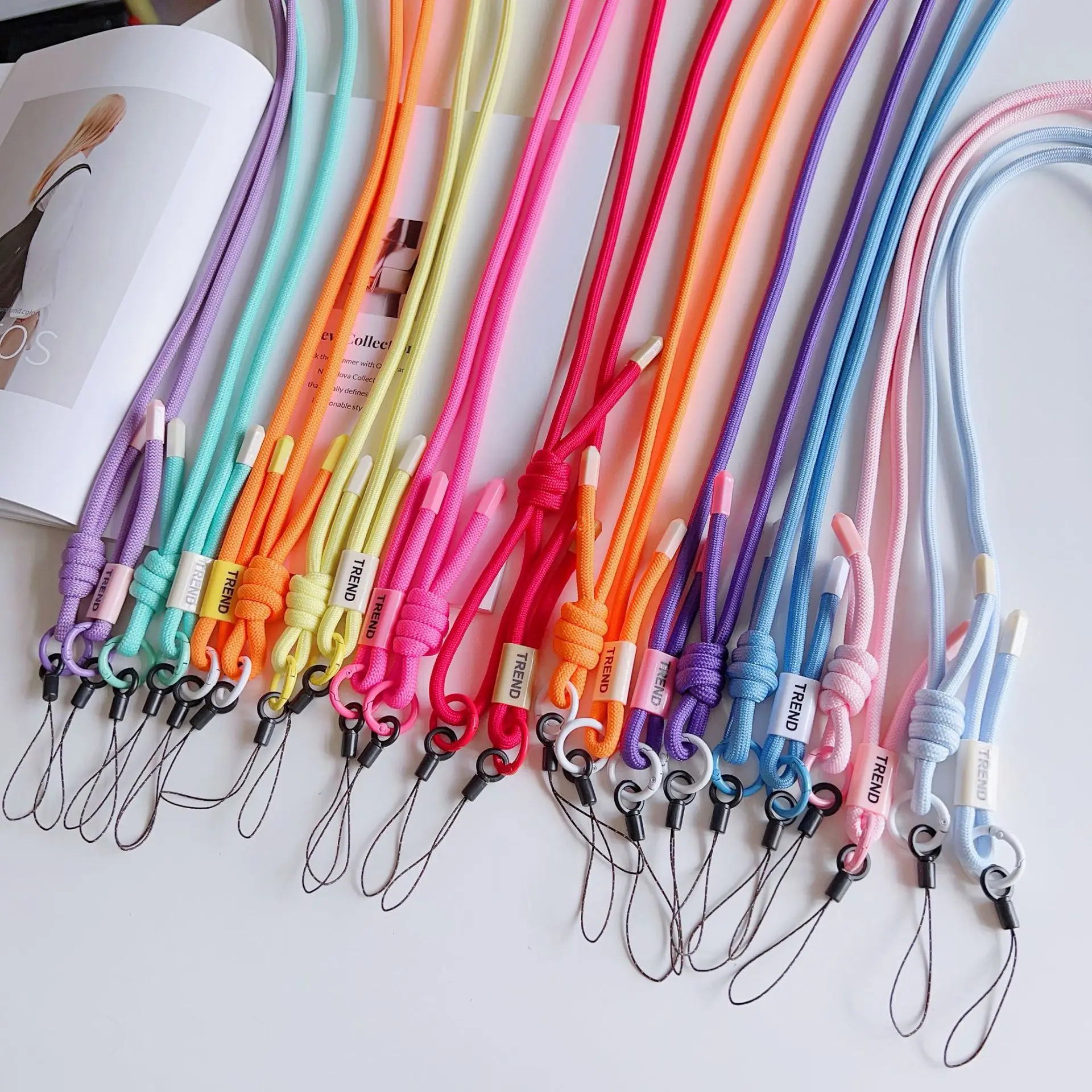 Verstelbare Universele Telefoo - Crossbody Lanyard Neck Strap Case recensie en prijs